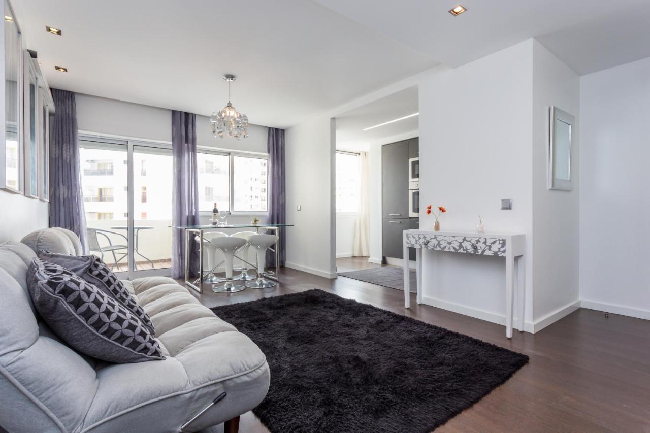Squash Rocha Suite Beach Apartment ปอร์ติเมา ภายนอก รูปภาพ